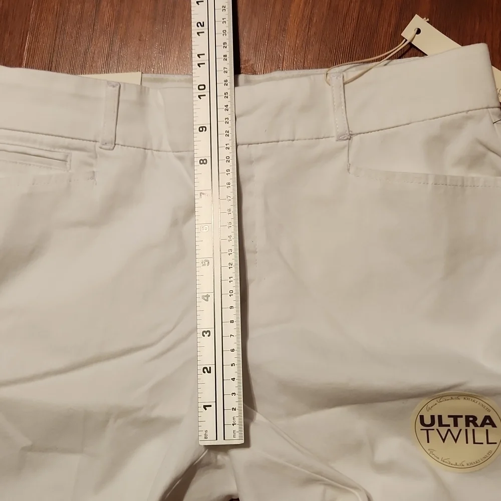 Gloria Vanderbilt Shorts Womens Size 6 New Bermuda New